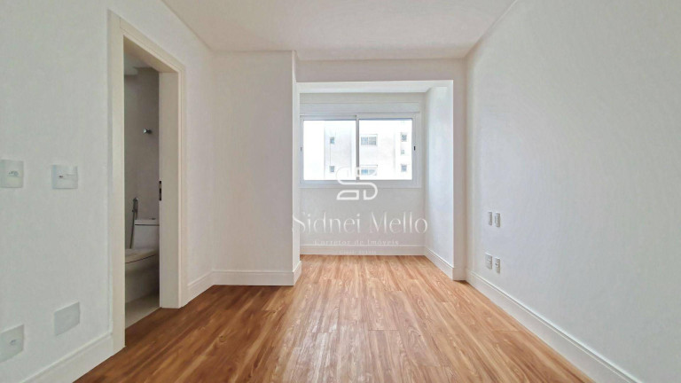 Imagem Apartamento com 3 Quartos à Venda, 182 m² em 2 Quadra Sul - Balneário Camboriú Imagem Apartamento com 3 Quartos à Venda, 182 m² em 2 Quadra Sul - Balneário Camboriú