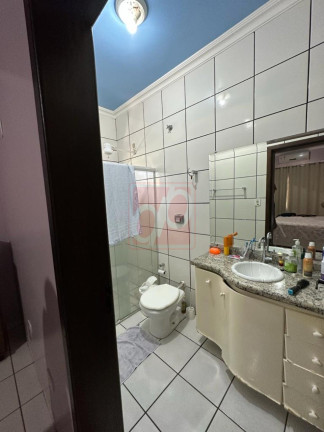 Imagem Casa com 3 Quartos à Venda, 450 m² em Village - Sorriso Imagem Casa com 3 Quartos à Venda, 450 m² em Village - Sorriso