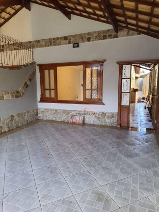 Imagem Casa com 3 Quartos à Venda, 123 m² em Maracanã - Praia Grande