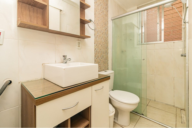 Imagem Imóvel com 2 Quartos à Venda, em Menino Deus - Porto Alegre Imagem Imóvel com 2 Quartos à Venda, em Menino Deus - Porto Alegre