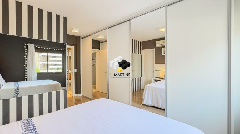 Imagem Apartamento com 2 Quartos à Venda, 86 m² em Petrópolis - Porto Alegre Imagem Apartamento com 2 Quartos à Venda, 86 m² em Petrópolis - Porto Alegre