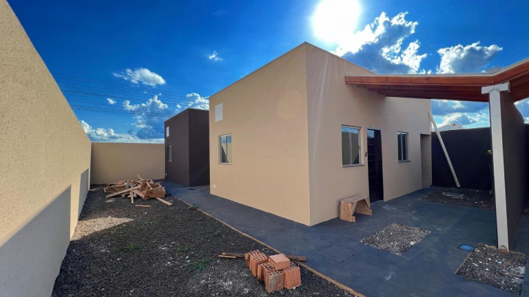 Imagem Casa com 2 Quartos à Venda, 45 m² em Riviera Park - Campo Grande