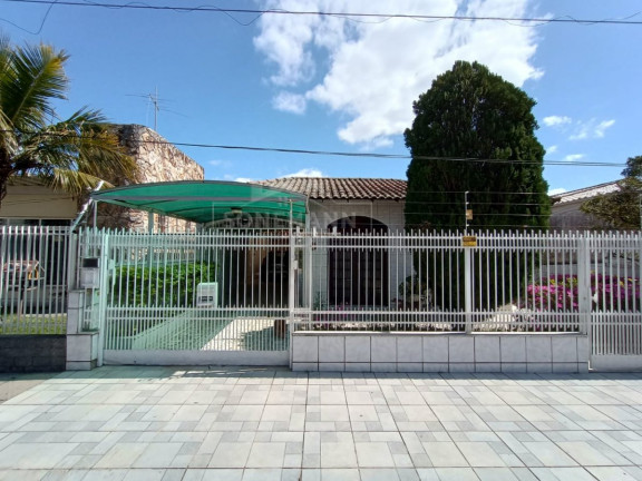 Imagem Casa com 4 Quartos à Venda, 189 m² em Jardim Atlântico - Florianópolis