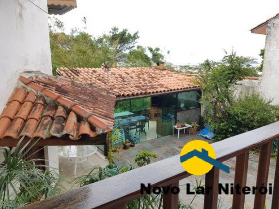 Imagem Casa de Condomínio com 7 Quartos à Venda, 410 m² em Camboinhas - Niterói Imagem Casa de Condomínio com 7 Quartos à Venda, 410 m² em Camboinhas - Niterói