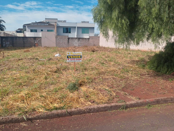 Imagem Terreno à Venda, 377 m² em Jardim Vale Das Perobas - Arapongas Imagem Terreno à Venda, 377 m² em Jardim Vale Das Perobas - Arapongas