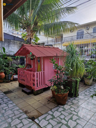 Imagem Casa com 3 Quartos à Venda, 258 m² em Barreiros - São José Imagem Casa com 3 Quartos à Venda, 258 m² em Barreiros - São José