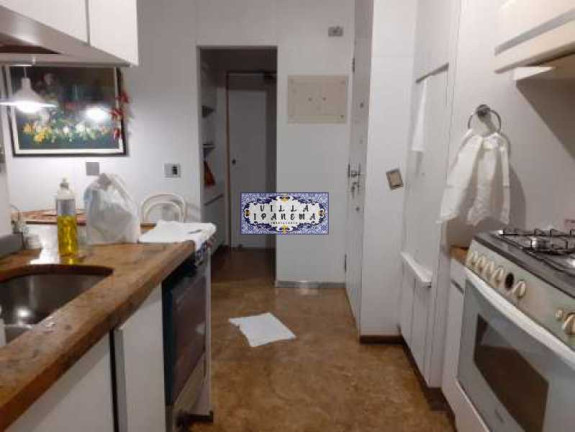 Imagem Apartamento com 3 Quartos à Venda, 206 m² em Lagoa - Rio De Janeiro Imagem Apartamento com 3 Quartos à Venda, 206 m² em Lagoa - Rio De Janeiro
