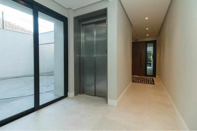 Imagem Imóvel com 2 Quartos à Venda, 58 m² em Higienópolis - Porto Alegre Imagem Imóvel com 2 Quartos à Venda, 58 m² em Higienópolis - Porto Alegre