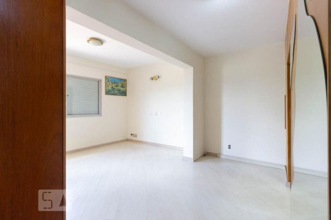 Imagem Casa com 5 Quartos à Venda ou Locação, 461 m² em Horto Florestal - São Paulo Imagem Casa com 5 Quartos à Venda ou Locação, 461 m² em Horto Florestal - São Paulo