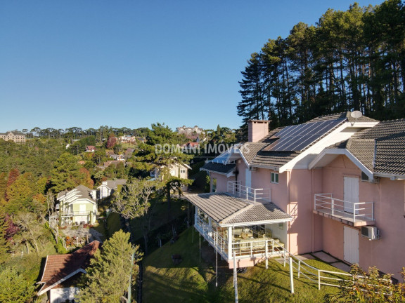 Imagem Casa com 4 Quartos à Venda, 450 m² em Região Do Alto Do Capivari - Campos Do Jordão Imagem Casa com 4 Quartos à Venda, 450 m² em Região Do Alto Do Capivari - Campos Do Jordão