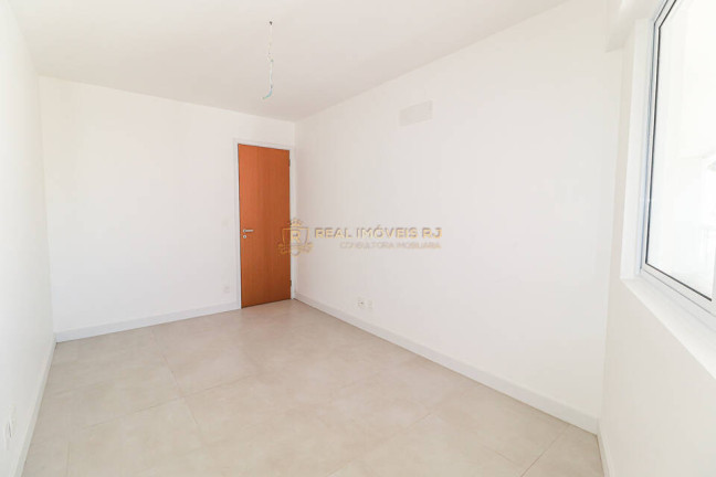 Imagem Apartamento com 5 Quartos à Venda, 163 m² em Lagoa - Rio De Janeiro Imagem Apartamento com 5 Quartos à Venda, 163 m² em Lagoa - Rio De Janeiro