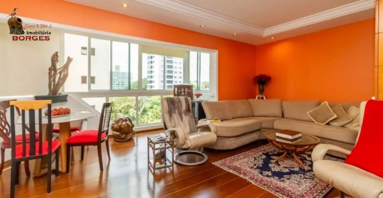 Apartamento com 3 Quartos à Venda, 130 m² em Moema - São Paulo