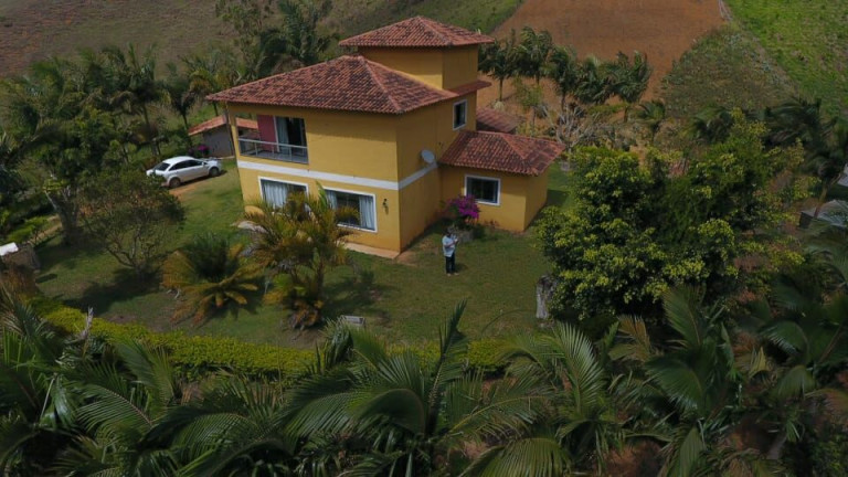 Imóvel com 4 Quartos à Venda, 25.000 m²