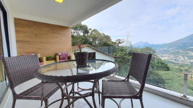 Casa com 3 Quartos à Venda, 390 m² em Parque Do Ingá - Teresópolis