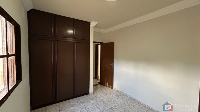 Imagem Casa com 3 Quartos para Alugar, 100 m² em Jardim Recanto - Patos De Minas Imagem Casa com 3 Quartos para Alugar, 100 m² em Jardim Recanto - Patos De Minas