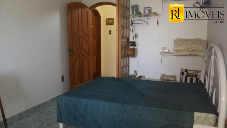 Imagem Casa com 6 Quartos à Venda, 600 m² em Palmeiras - Cabo Frio Imagem Casa com 6 Quartos à Venda, 600 m² em Palmeiras - Cabo Frio
