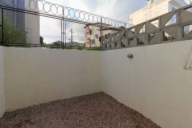 Imagem Casa com 2 Quartos à Venda, 87 m² em Hípica - Porto Alegre Imagem Casa com 2 Quartos à Venda, 87 m² em Hípica - Porto Alegre