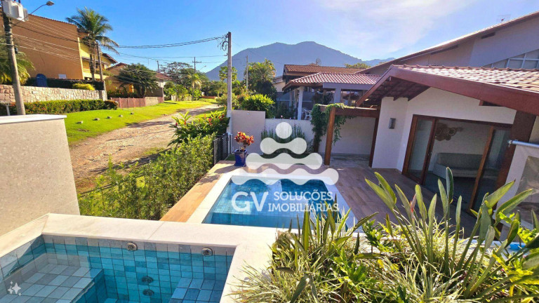 Imagem Casa com 5 Quartos à Venda, 220 m² em Condomínio Lagoinha - Ubatuba Imagem Casa com 5 Quartos à Venda, 220 m² em Condomínio Lagoinha - Ubatuba