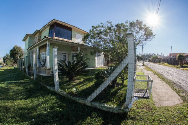 Imagem Casa com 3 Quartos à Venda, em Noiva Do Mar - Xangri-lá Imagem Casa com 3 Quartos à Venda, em Noiva Do Mar - Xangri-lá