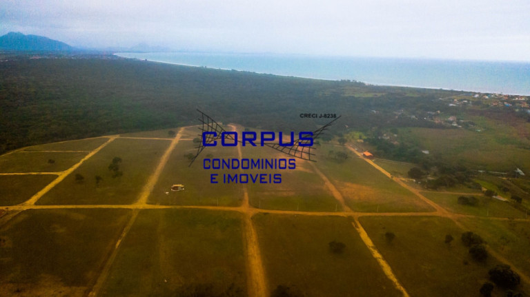 Imagem Terreno à Venda, 300 m² em Rasa - Cabo Frio