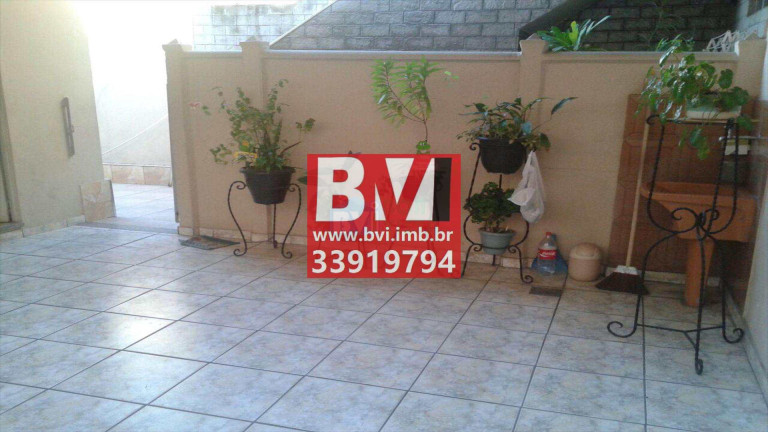 Imagem Casa com 4 Quartos à Venda, 280 m² em Vila Da Penha - Rio De Janeiro
