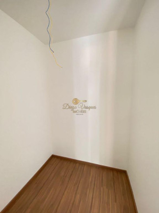 Imagem Casa com 4 Quartos à Venda, 220 m² em Granja Guarani - Teresópolis Imagem Casa com 4 Quartos à Venda, 220 m² em Granja Guarani - Teresópolis