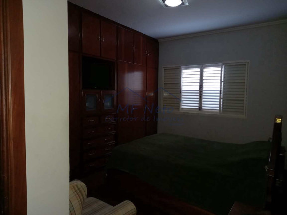 Imagem Casa com 3 Quartos à Venda, 240 m² em Centro - Pirassununga Imagem Casa com 3 Quartos à Venda, 240 m² em Centro - Pirassununga
