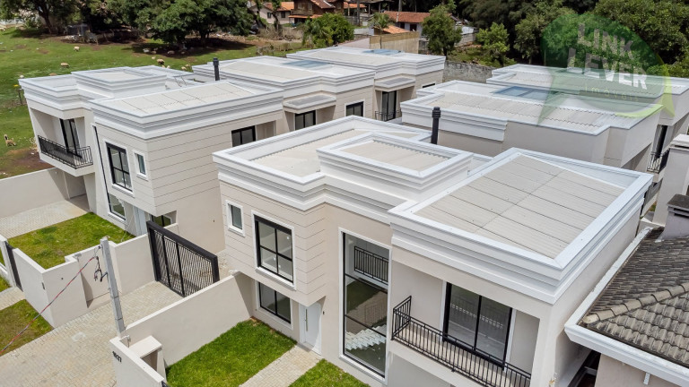 Imagem Sobrado com 3 Quartos à Venda, 163 m² em Boa Vista - Curitiba