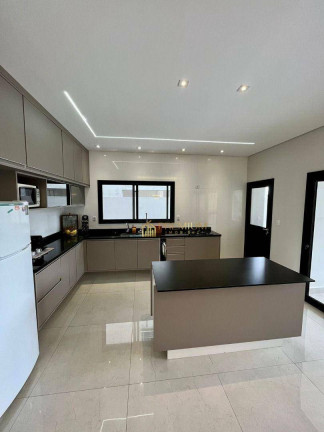 Imagem Sobrado com 3 Quartos à Venda, 192 m² em Jardim Jacinto - Jacareí