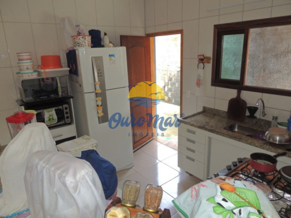Imagem Casa com 3 Quartos para Alugar ou Temporada, 180 m² em Jardim Das Palmeiras - Itanhaém Imagem Casa com 3 Quartos para Alugar ou Temporada, 180 m² em Jardim Das Palmeiras - Itanhaém