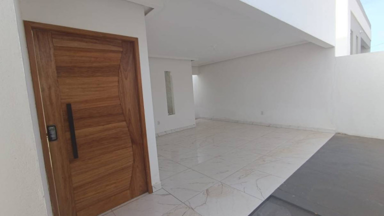 Imagem Casa com 3 Quartos à Venda, 130 m² Imagem Casa com 3 Quartos à Venda, 130 m²