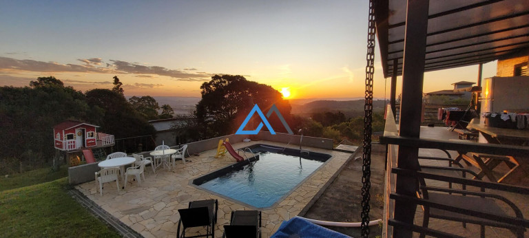 Imagem Casa com 3 Quartos à Venda, 180 m² em Estância Santa Maria Do Laranjal - Atibaia Imagem Casa com 3 Quartos à Venda, 180 m² em Estância Santa Maria Do Laranjal - Atibaia