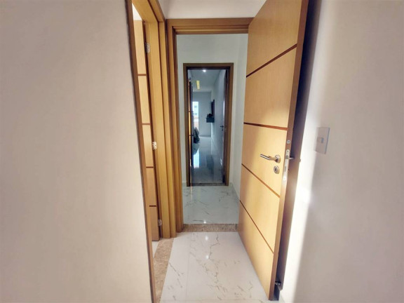 Imagem Sobrado com 2 Quartos à Venda, 120 m² em Caiçara - Praia Grande Imagem Sobrado com 2 Quartos à Venda, 120 m² em Caiçara - Praia Grande