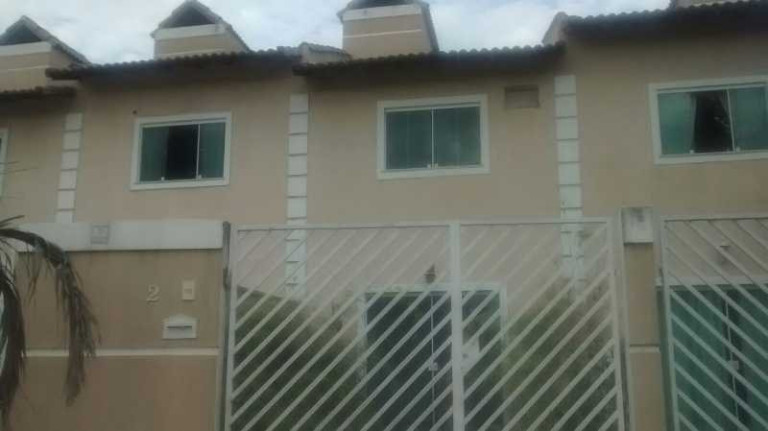 Imagem Imóvel com 2 Quartos à Venda, 70 m² em Pedra De Guaratiba - Rio De Janeiro Imagem Imóvel com 2 Quartos à Venda, 70 m² em Pedra De Guaratiba - Rio De Janeiro