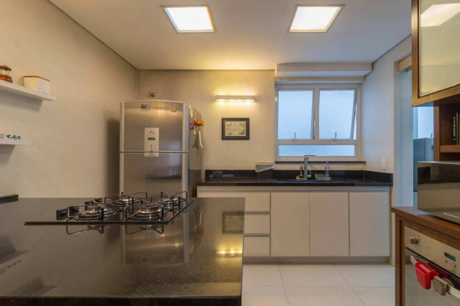 Imagem Apartamento com 2 Quartos à Venda, 81 m² Imagem Apartamento com 2 Quartos à Venda, 81 m²