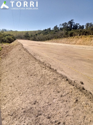 Imagem Imóvel com 3 Quartos à Venda, 60.000 m² em Centro - Sarapuí Imagem Imóvel com 3 Quartos à Venda, 60.000 m² em Centro - Sarapuí