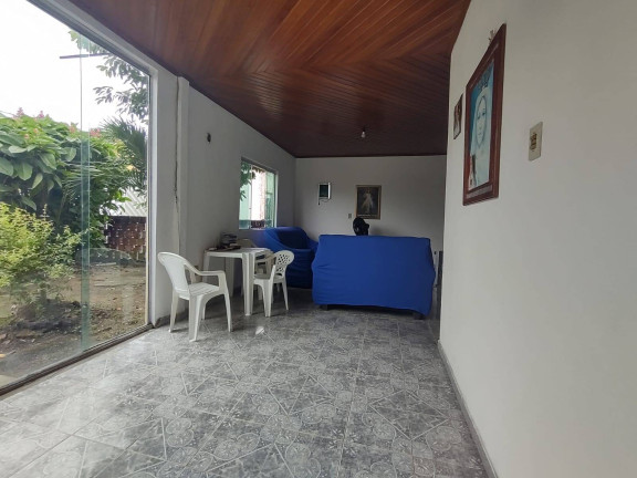 Imagem Casa com 3 Quartos à Venda, 450 m² em Flores - Manaus Imagem Casa com 3 Quartos à Venda, 450 m² em Flores - Manaus