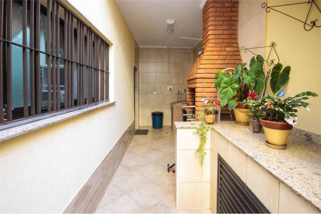Imagem Casa com 2 Quartos à Venda, 180 m² em São Paulo Imagem Casa com 2 Quartos à Venda, 180 m² em São Paulo