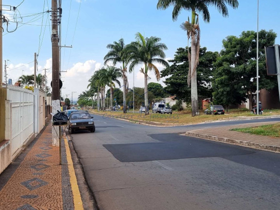 Imagem Casa com 3 Quartos à Venda, 575 m² em Centro - Pirassununga Imagem Casa com 3 Quartos à Venda, 575 m² em Centro - Pirassununga