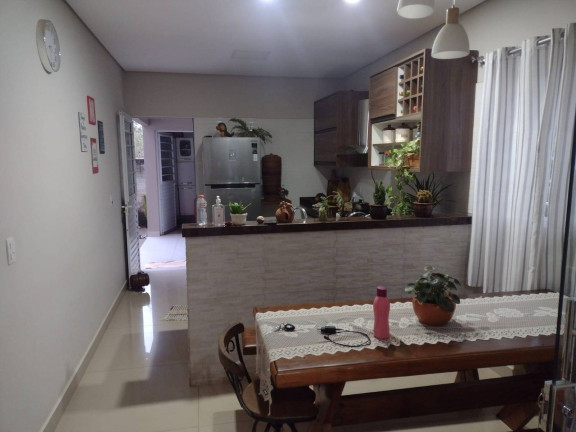 Imagem Casa com 3 Quartos à Venda, 900 m² em Bom Clima - Chapada Dos Guimarães Imagem Casa com 3 Quartos à Venda, 900 m² em Bom Clima - Chapada Dos Guimarães