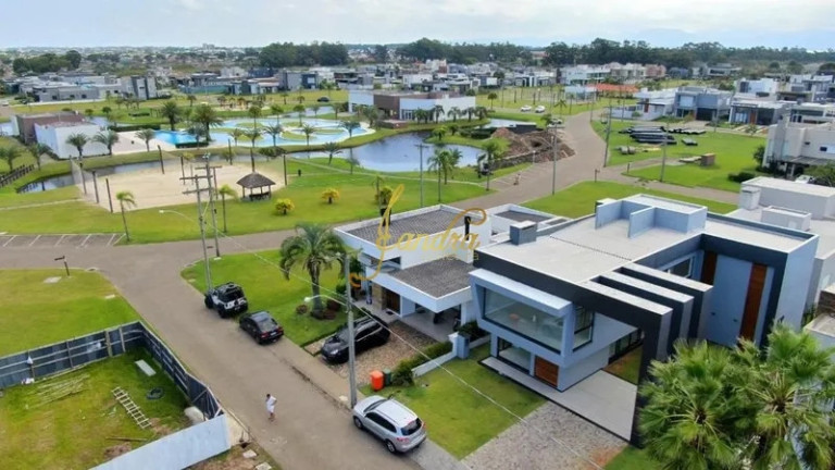 Imagem Casa de Condomínio com 5 Quartos à Venda, 310 m² em Zona Nova - Capão Da Canoa Imagem Casa de Condomínio com 5 Quartos à Venda, 310 m² em Zona Nova - Capão Da Canoa