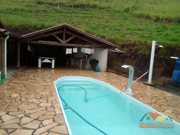 Chácara com 2 Quartos à Venda, 100 m² em Zona Rural - Paraibuna