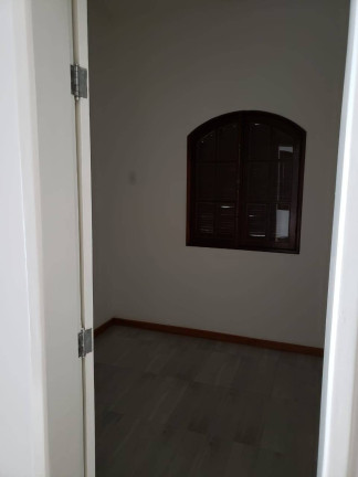 Imagem Casa com 4 Quartos à Venda, em Centro - Campos Dos Goytacazes Imagem Casa com 4 Quartos à Venda, em Centro - Campos Dos Goytacazes