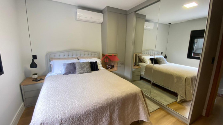 Imagem Casa com 3 Quartos à Venda, 243 m² em Jardim Oriente - São José Dos Campos Imagem Casa com 3 Quartos à Venda, 243 m² em Jardim Oriente - São José Dos Campos