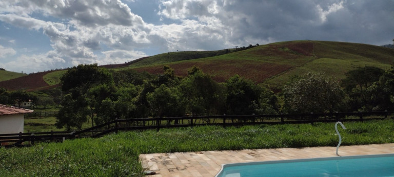 Imagem Fazenda à Venda, 100 m² em Parque Das Rosas - Roseira Imagem Fazenda à Venda, 100 m² em Parque Das Rosas - Roseira