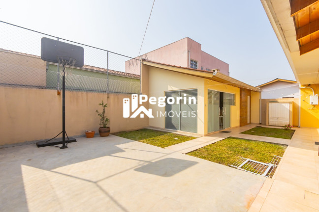 Imagem Casa com 3 Quartos à Venda, 183 m² em Cajuru - Curitiba
