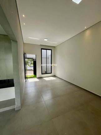 Imagem Casa com 3 Quartos à Venda, 140 m² Imagem Casa com 3 Quartos à Venda, 140 m²