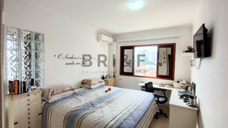 Imagem Casa com 3 Quartos à Venda, 200 m² em Jardim Jabaquara - São Paulo Imagem Casa com 3 Quartos à Venda, 200 m² em Jardim Jabaquara - São Paulo