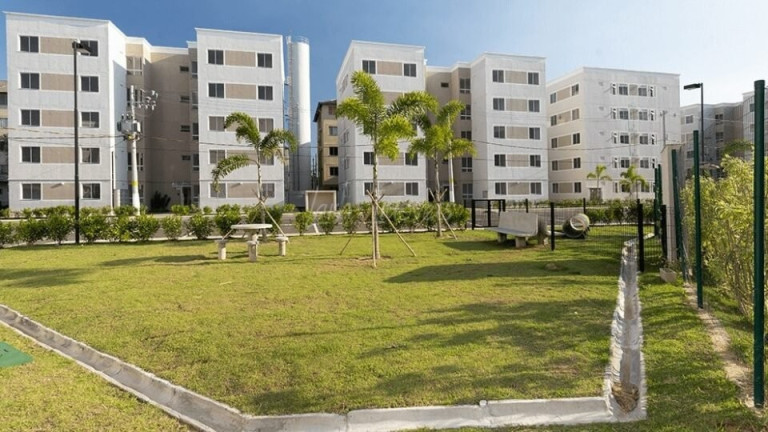 Imagem Apartamento com 2 Quartos à Venda, 43 m² em Santa Cruz - Rio De Janeiro