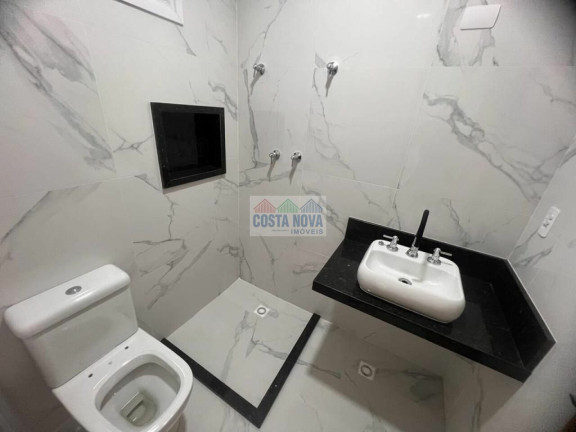 Imagem Casa com 3 Quartos à Venda, 120 m²